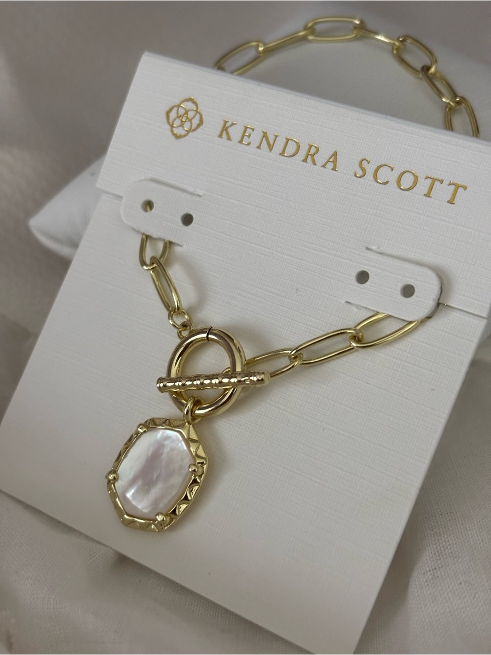 Kendra Scott Gold Link Chain Bracelet with Mother-of-Pearl Pendant